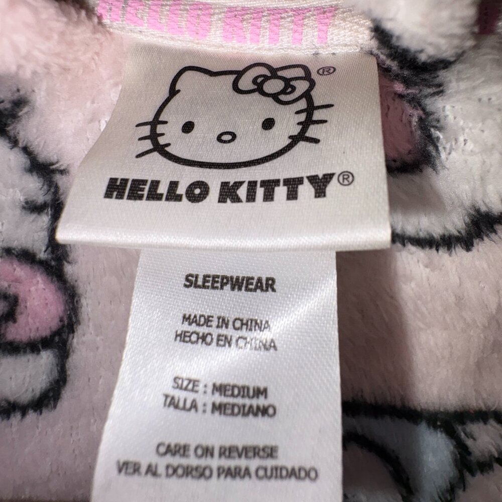 Hello Kitty pink bath robe